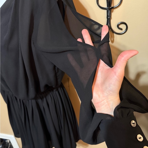Double Zero Black Long Sleeve Romper - Picture 5 of 10